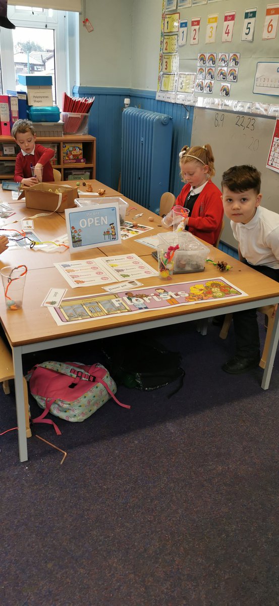 AuchinlochPrim1's tweet photo. Room 1 had so much fun working at our new 'Florists' role play area today. The beautiful 'spring like' flower arrangements, were a complete sell out at our new shop. 🌼🌺🌹🌸🌷 https://t.co/Frqm9D1r90