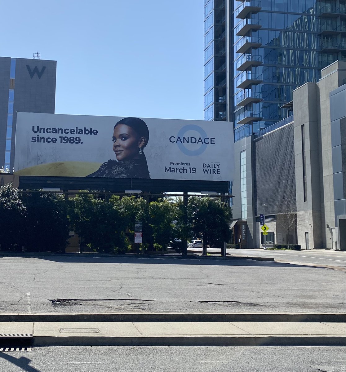 lbeutler's tweet photo. Drove to Nashville last minute this weekend, couldn’t leave until I found a @RealCandaceO billboard! #WomenSupportingWomen #Conservative #rolemodel #nextgeneration @realDailyWire https://t.co/tRKQgbprjQ