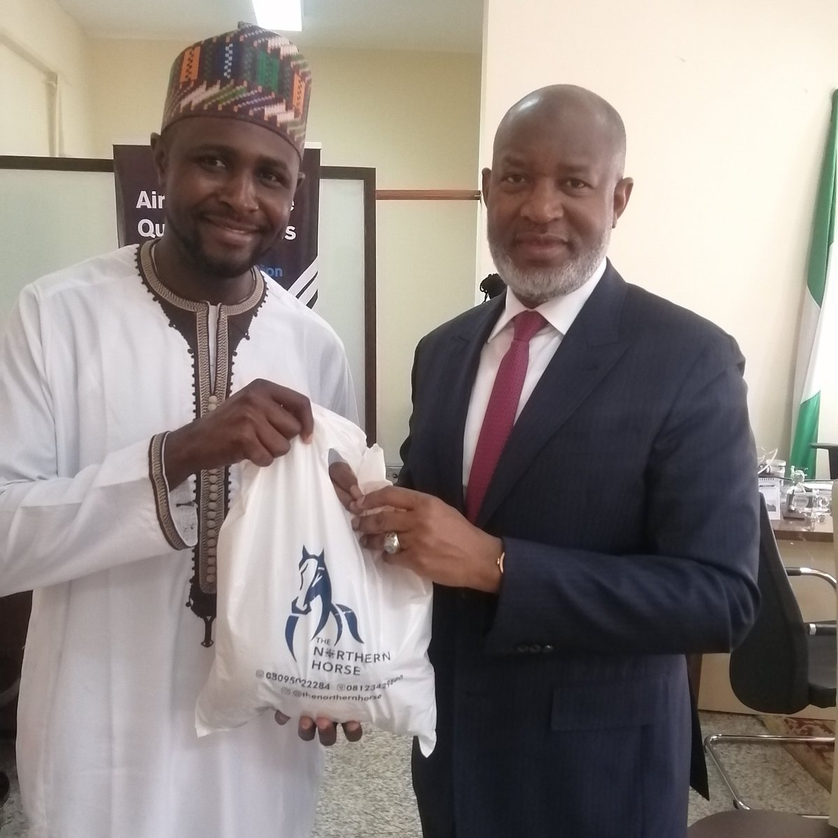 mrnajeeb's tweet photo. Our honorable minister @hadisirika is well known for his outstanding support to the youth, the love of his people &amp; his incredible passion for horses! Thank you sir for endorsing @thenorthernhorse today! I appreciate your support, prayers and advice. May God bless you Sir https://t.co/vwDCUWMalV