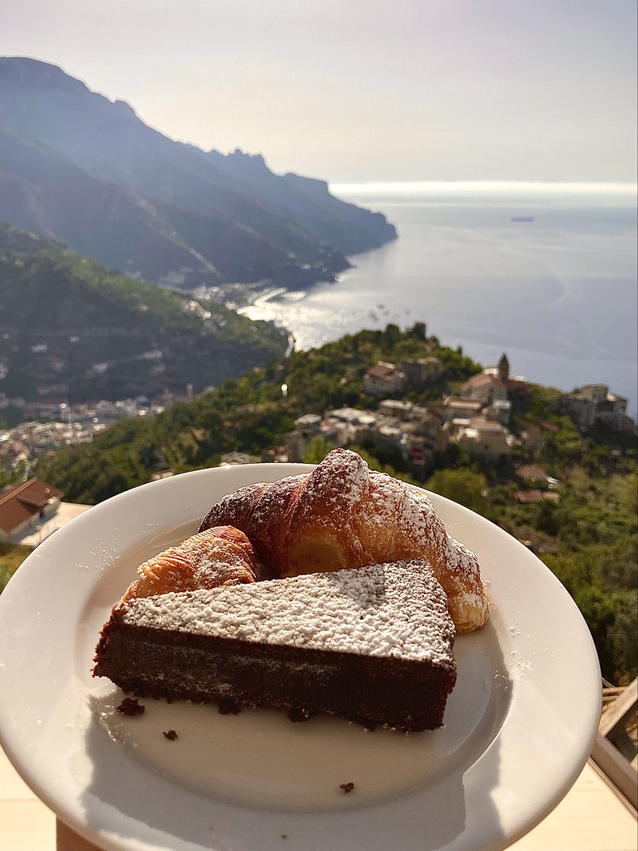 universdesimag1's tweet photo. #amalfi #amalficoast #Italian #ItaliaViva #Italia #Italy #summer #SummerHouse #Travel #travelphotography #travelblogger @giroditalia @Italia @AmalfiCoastDay @universdesimag1 https://t.co/P5LSvOEHHG