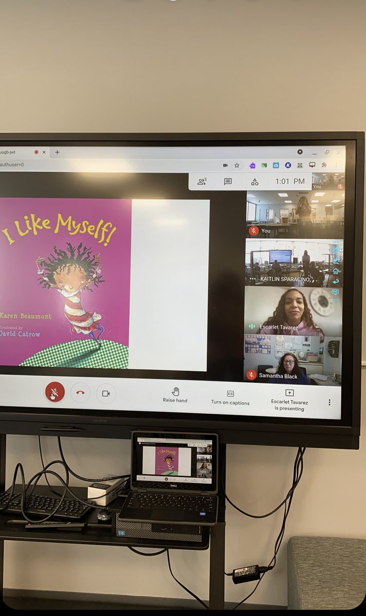 First day of Reading in Harmony project at FHS <a href="/FHSDalers/">FHS Dalers</a> ! Thank you to Mrs. Gaghan, Ms. Parente, Ms. Sparacino for allowing our R.E.A.L. Harmony club @REALHarmonyClu1 members read to your students! #DiversityIsOurStrength