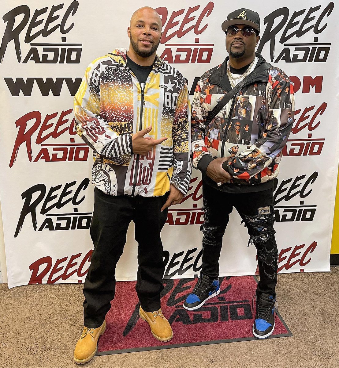 ReecSwiney's tweet photo. This interview was CRAZY! @johnniecabbell gave us some untold stories, remembered Shawty Lo and gave some A1 advice to new artist trynna make the big money.
#WhoYouWit @ReecRadio #Radio #hiphop #entertainment #funny #Fun #power #music #businessowner #exclusive #reecradio https://t.co/8GarBHQDOD
