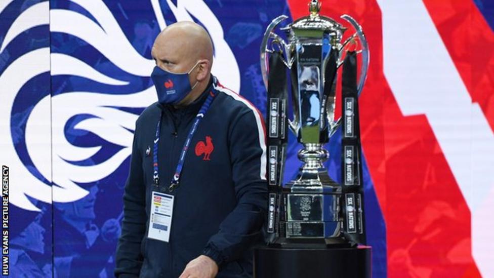BBCSportWales's tweet photo. France defence coach Shaun Edwards has revealed the terrible week he endured following the death of his mother.

➡️https://t.co/8788aQ4C6A https://t.co/6jGGAYO7VR