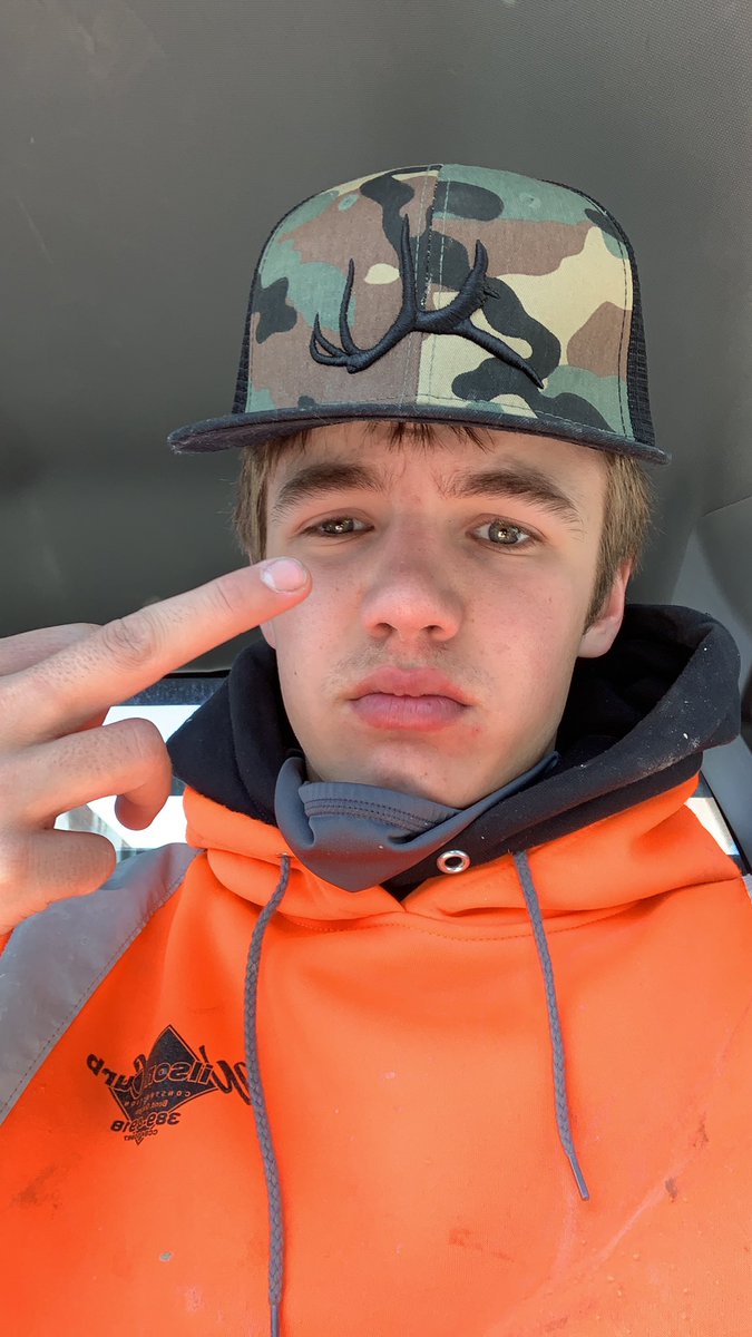 AustinK98449502's tweet photo. They said work concrete, they said make lots of money, they said you’ll learn lots, no you just become a drunk an hurt every night and mornin’. I’m here for the money. Thanks for listening to my Ted talk. https://t.co/hQWGociopu