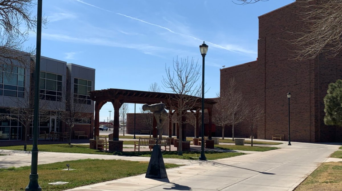 enmurecruitment's tweet photo. Take a sneak peek at a couple of the buildings our #ENMUFutureGreyhounds will see on our campus tour portion of ENMU Open House this Saturday! For more info, you can go to:
https://t.co/g87xk0985a
#ENMU #ENMUOpenHouse #PreviewDay #CollegeLife #CollegeTour https://t.co/hgirPl0C2j