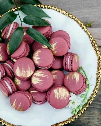 macarons afternoon 💜🌷🌿