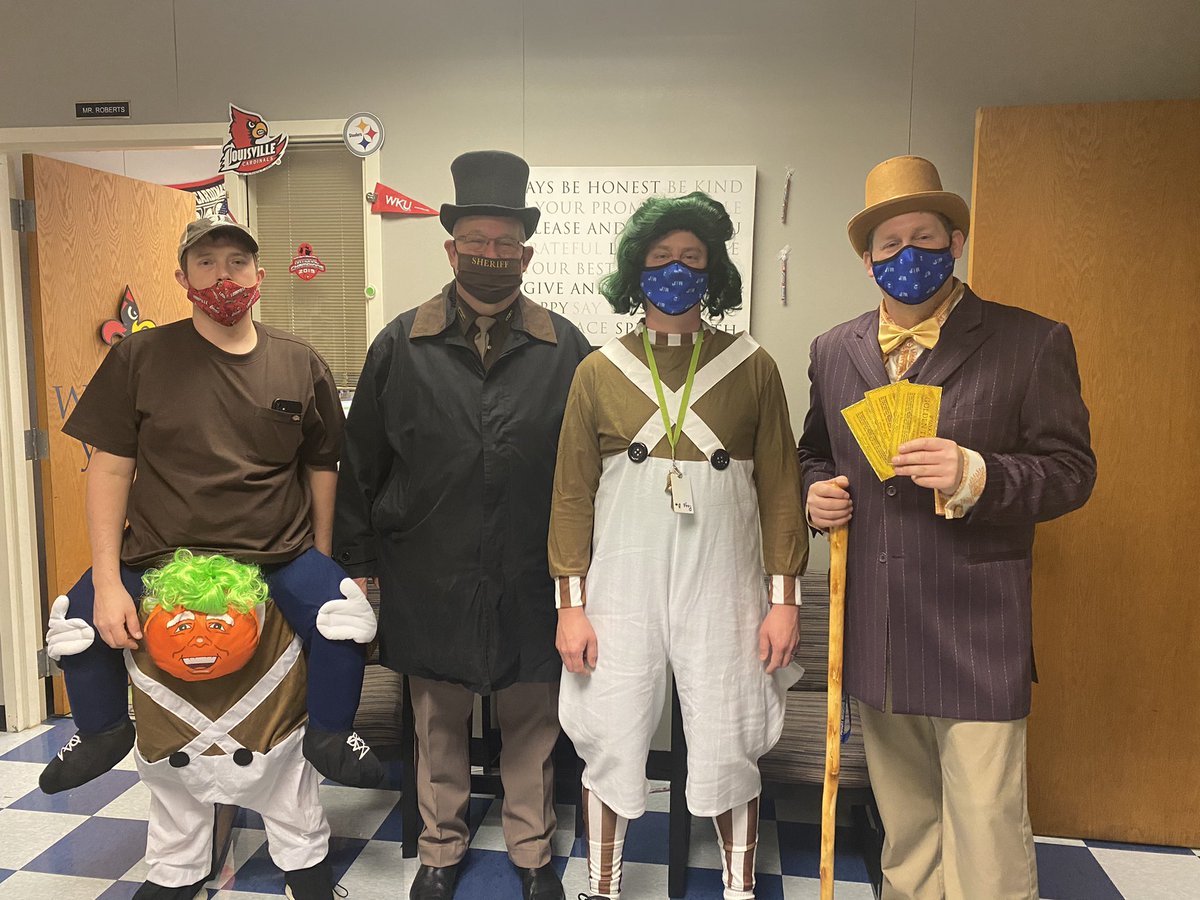 JtaPrincipal's tweet photo. JTA welcomes back our students back to 5 day a week instruction Willie Wonka Style! So much fun! #WelcomeBackHCS #WelcomeBackJTA https://t.co/iE9ZUHNcmo