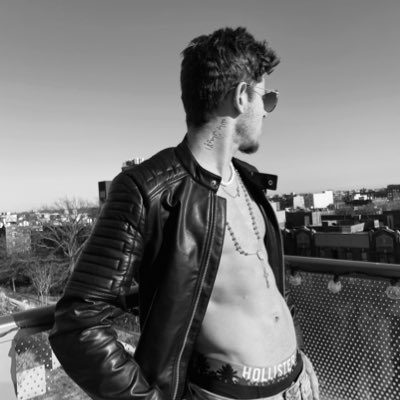 sergiodmp7's tweet photo. #NewProfilePic https://t.co/9GRtwHO7UM