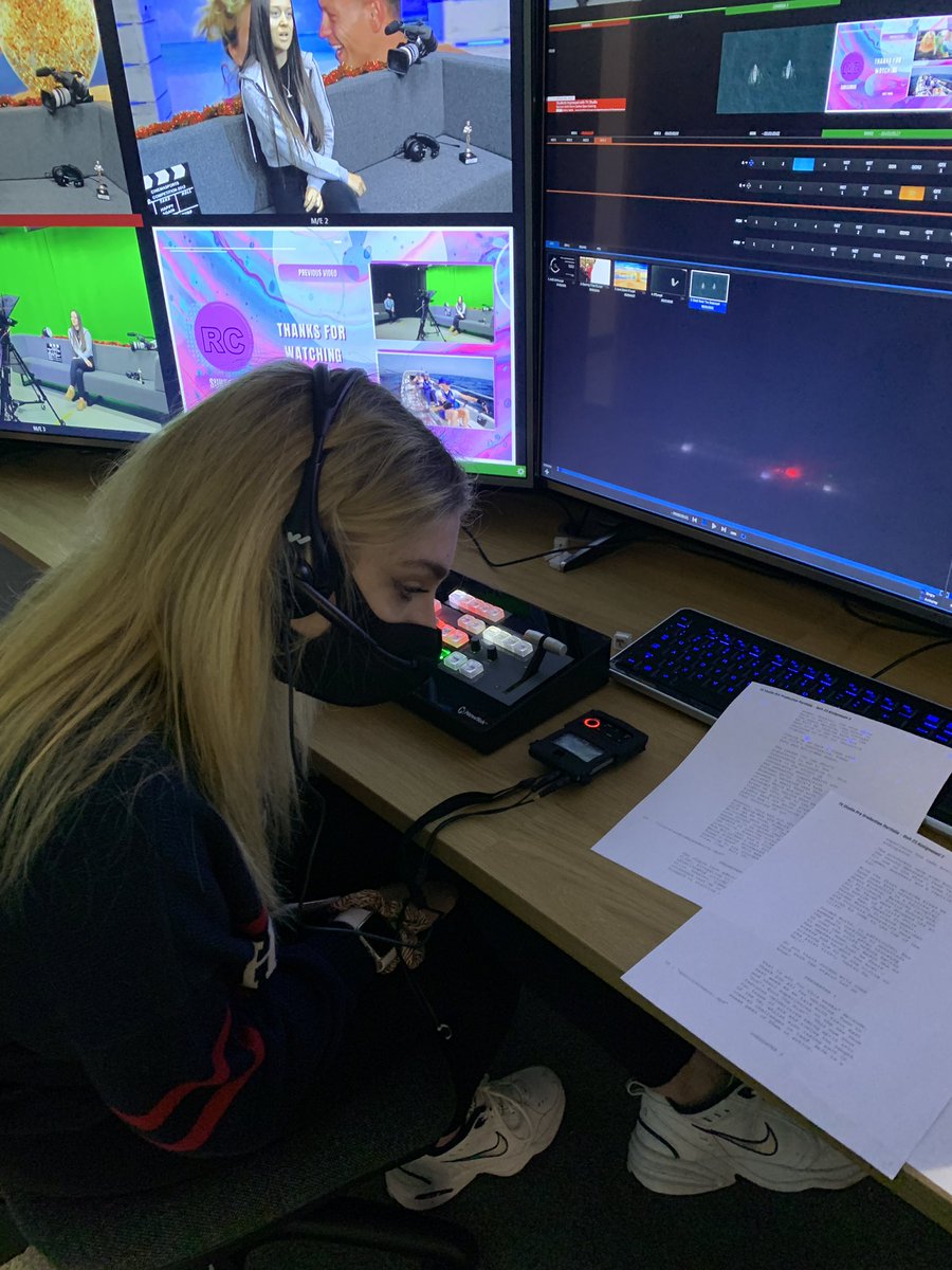 gary_rose's tweet photo. Another excellent #Tricaster #multicam @teachBTEC #BTECCDMP #BTECCMP production in the #DSFCTVStudio today. https://t.co/xSqIsCxUL8
