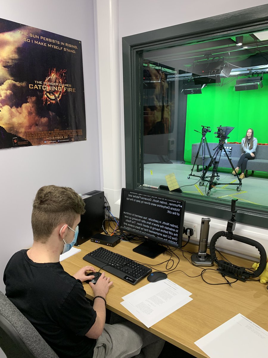gary_rose's tweet photo. Another excellent #Tricaster #multicam @teachBTEC #BTECCDMP #BTECCMP production in the #DSFCTVStudio today. https://t.co/xSqIsCxUL8