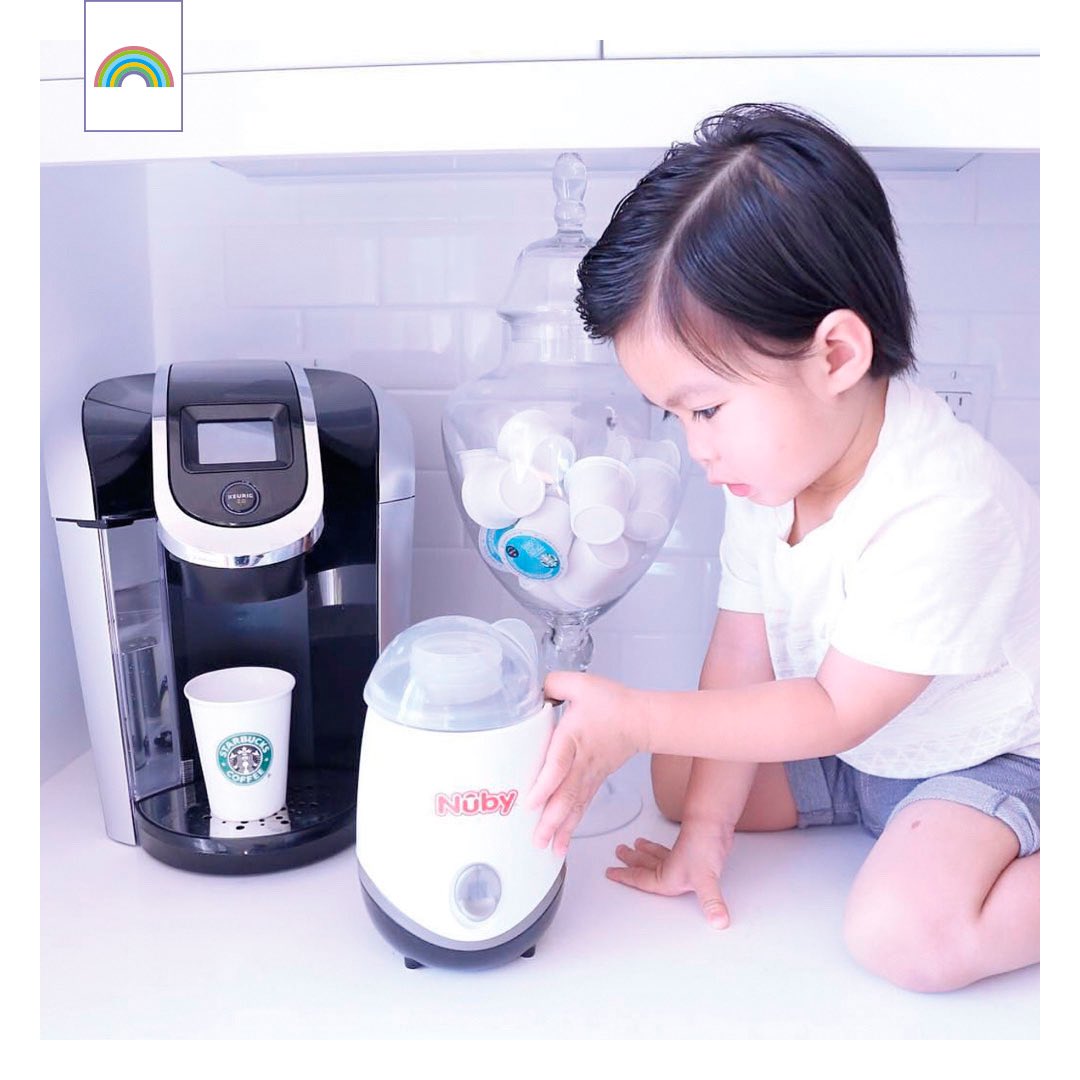 Nuby_es's tweet photo. Producto funcional y un 3en1. Con un clic puedes descongelar la comida, esterilizar o calentar un bibi. ¿No es perfecto?
⠀⠀⠀⠀⠀⠀⠀⠀⠀
#Nuby #esterilizador #esterilizadores #mamaprimeriza #mamaprimerizafeliz #mamaprimerizaenapuros #mamamolona #biberon #biberones #potitos https://t.co/01YcAieu0g