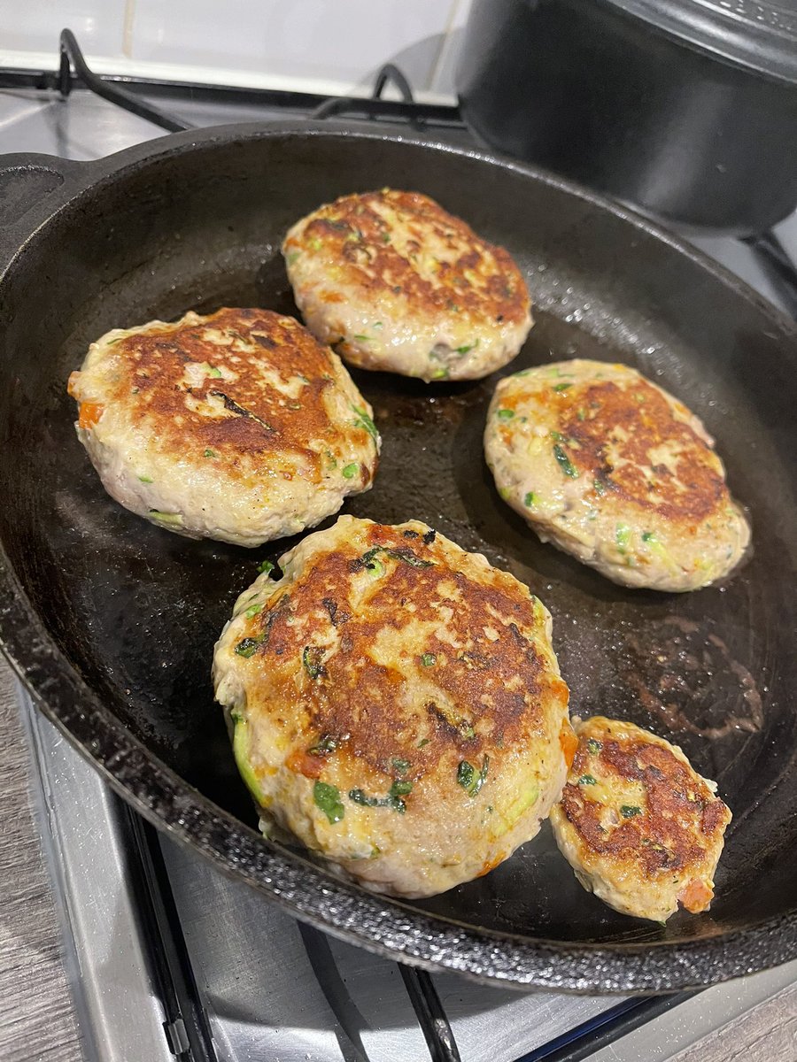 Leanne Turk tweet media