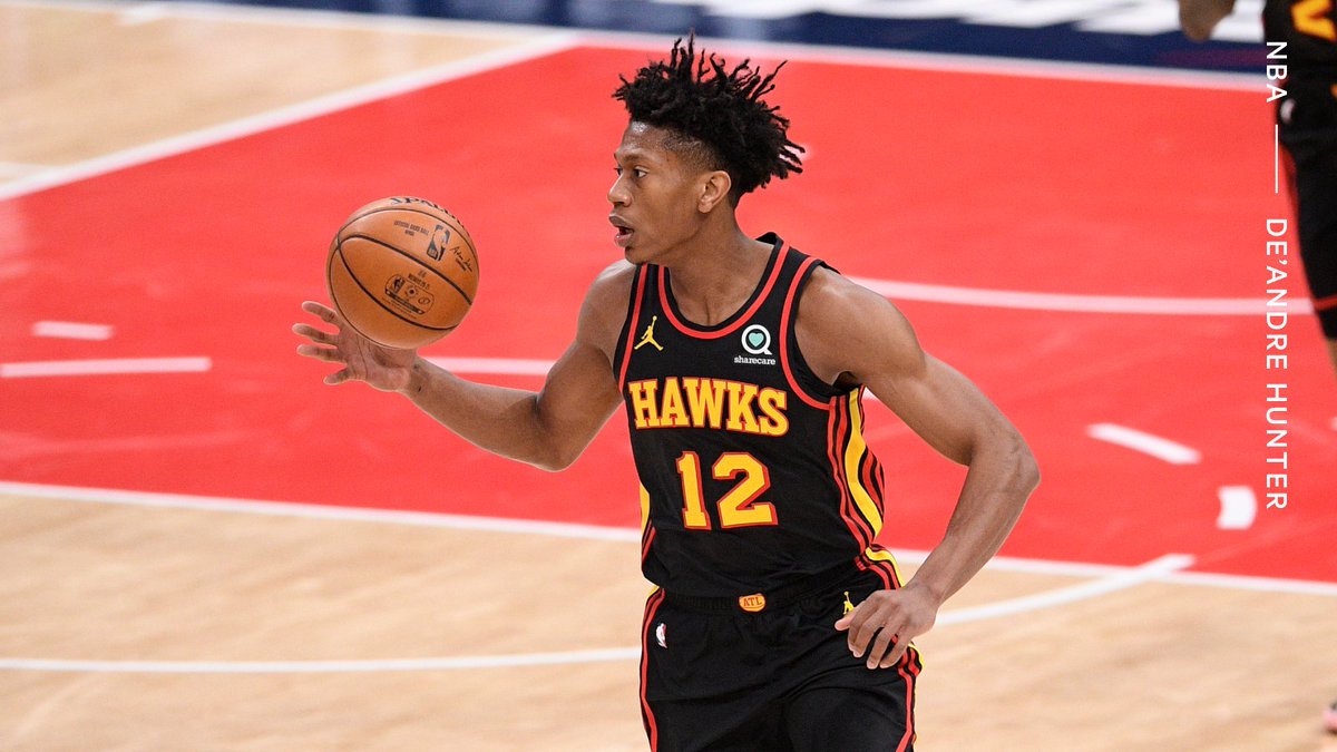 Shams 日本語訳 ホークスのデアンドレ ハンターは2月初旬に関節鏡手術を受けた後 早くて月曜日のクリッパーズ戦でラインナップに復帰するだろう