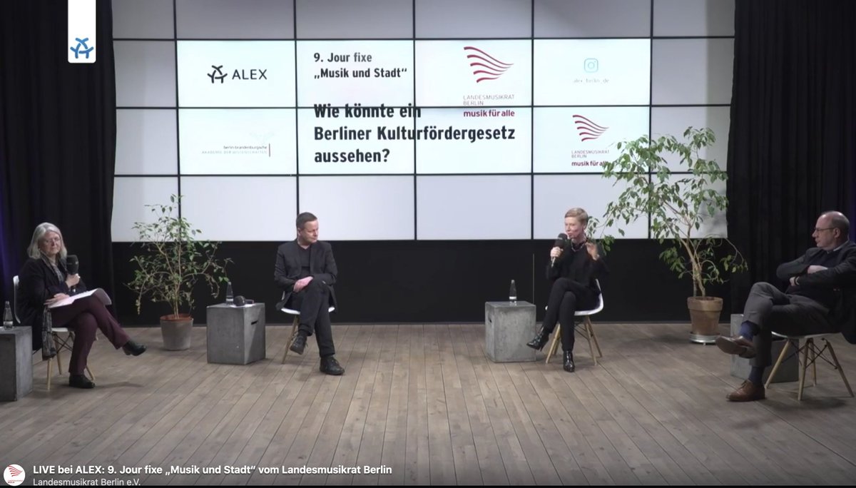 Interessanter, kontroverser und konstruktiver Diskurs über die Potentiale und potentielle Nichtpotentiale eines #kulturfördergesetzes für #berlin. Große Einigkeit, daß es mehr #geld braucht für #kunst und #kultur! Es lohnt das Nachhören auf den Seiten des @LandesmusikratE