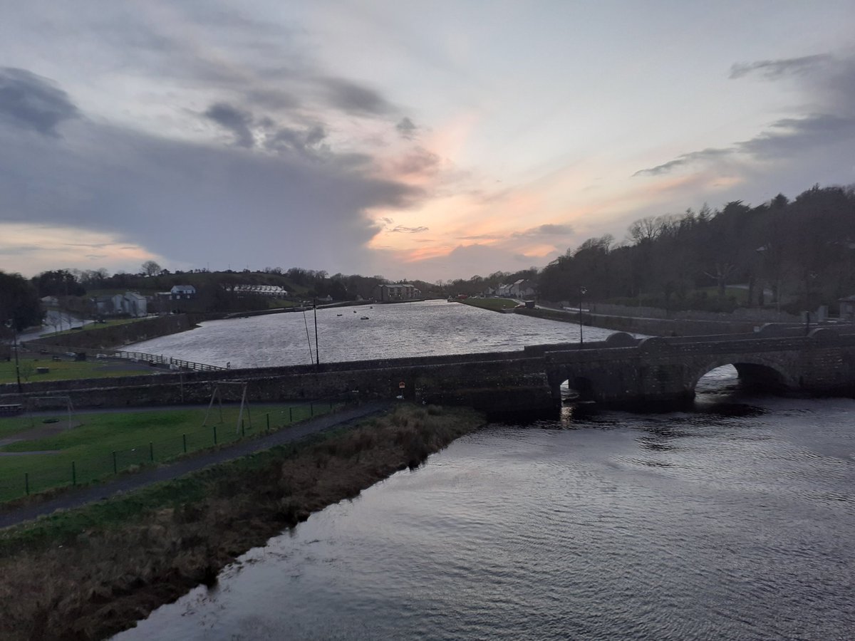 maria_mchale's tweet photo. @ailieirv @FiMor53 @toursarewest @MsMichelleRyan @LadysButtery @RiverLodge_Cong @MichelleMcLoug5 @MickeyGallMO I'm a west #Mayo gal ... hard not to be with views like these ... https://t.co/HI1b3UcPKW