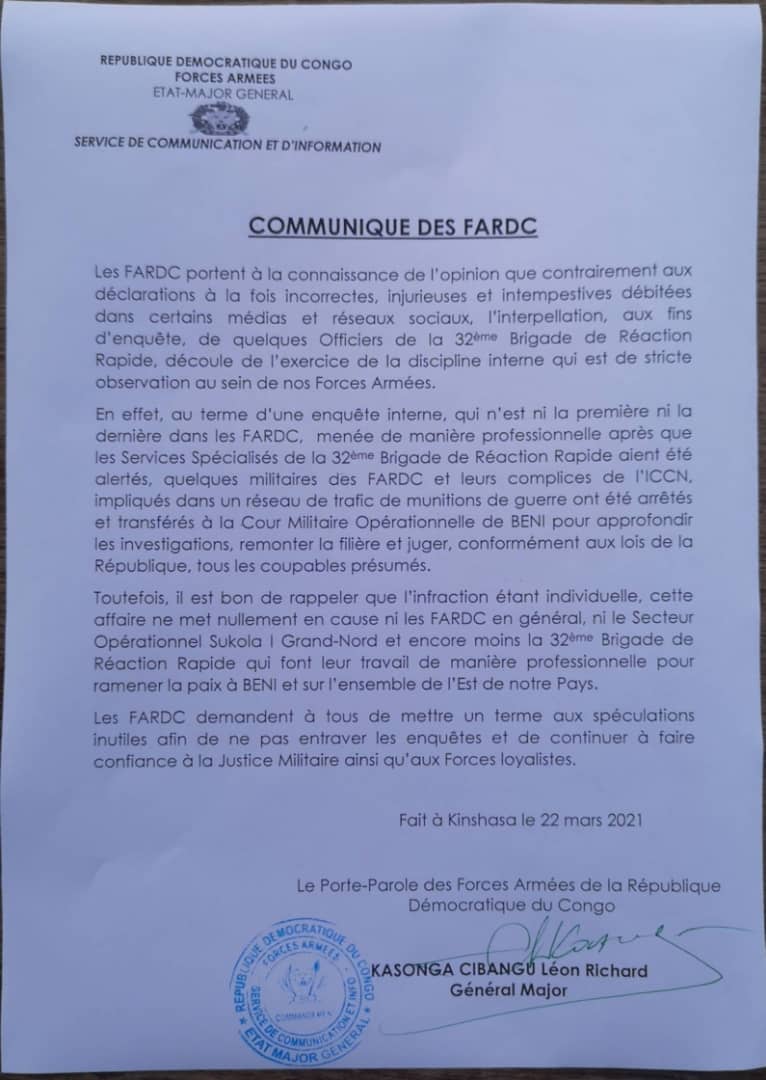MartialMukeba's tweet photo. #RDC🇨🇩: Les @FARDC_  confirment l'arrestation de quelques militaires de la 32e Brigade de Réaction Rapide et leurs complices de l' @IccnRdc  impliqués dans un réseau de trafic de munitions de guerre à #Beni au #NORDKIVU et rappellent que l'infraction est individuelle.(Communiqué) https://t.co/khFp2Xcprf