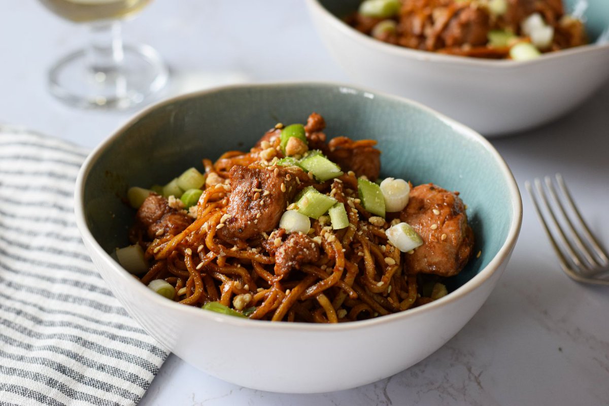 WildandGameltd's tweet photo. A simply delicious Chilli Partridge recipe with sesame noodles. Give it a go 👇
https://t.co/dRXT4x8Wr9
.
.
.
.
#Partridge #GameMeat #GameRecipe #PartridgeRecipe #ChilliPartridge #WildGame https://t.co/ELeAQ21Vjx