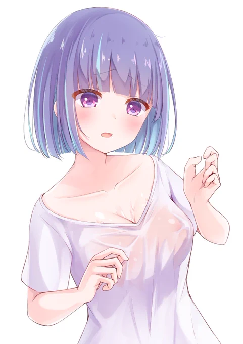 胸元が…… 