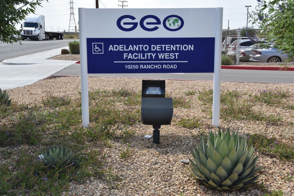 ImpactoLatino's tweet image. GEO Group usó pesticida dañino en centro de detención de migrantes #ImpactoLatino #CentrosdeDetencion #GEOGroup #Salud
 impactolatino.com/geo-group-uso-…