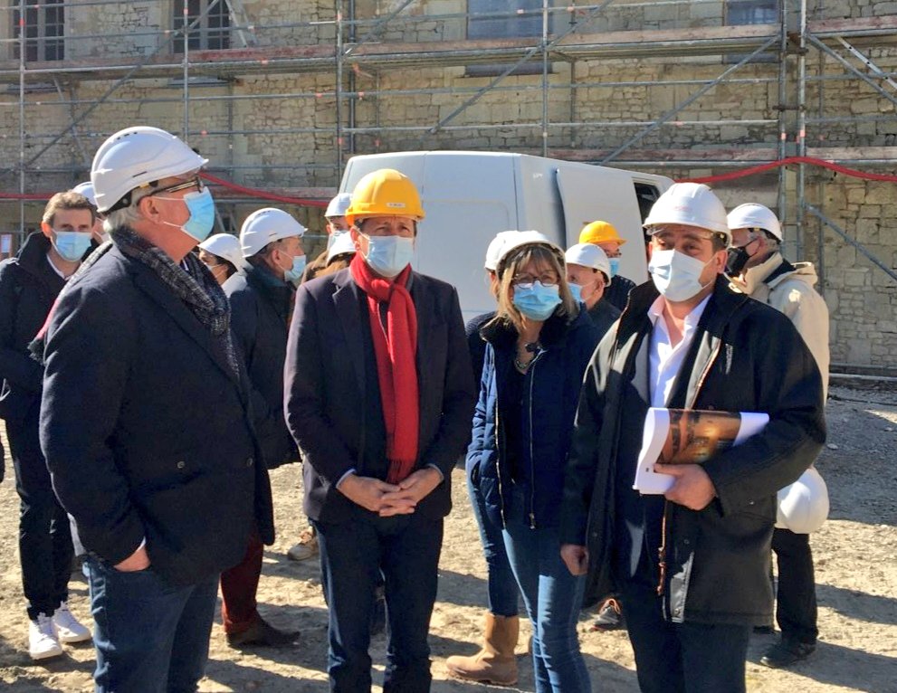 Alain Pichon (@alainpichon86) on Twitter photo 🏰 Visite du chantier de l'<a href="/HistorialPoitou/">Château de Monts sur Guesnes - Historial du Poitou</a> dans l'enceinte du château de <a href="/MontsSurGuesnes/">Monts-sur-Guesnes</a> avec <a href="/brunobelin/">Bruno BELIN</a>. Un projet culturel, touristique, pédagogique et ludique pour raconter l'histoire de notre <a href="/departement86/">Département de la Vienne</a>.
Ouverture Mai 2022. #poitou 🏰 Visite du chantier de l'<a href="/HistorialPoitou/">Château de Monts sur Guesnes - Historial du Poitou</a> dans l'enceinte du château de <a href="/MontsSurGuesnes/">Monts-sur-Guesnes</a> avec <a href="/brunobelin/">Bruno BELIN</a>. Un projet culturel, touristique, pédagogique et ludique pour raconter l'histoire de notre <a href="/departement86/">Département de la Vienne</a>.
Ouverture Mai 2022. #poitou