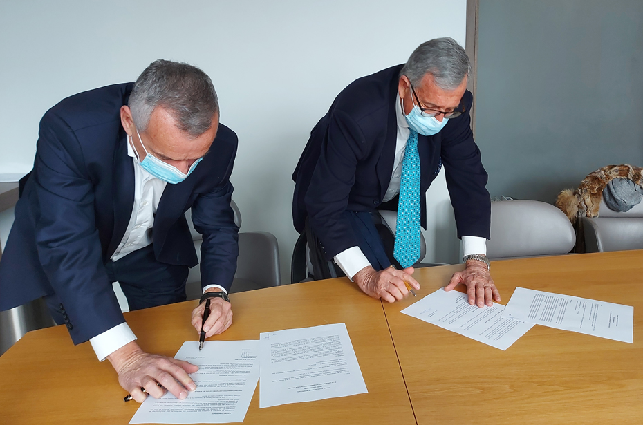 Moniteur Matériels tweet media