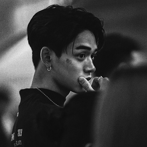 aphriodte's tweet photo. ⠀   
                           
                   、  𝐍𝐈𝐒𝐊𝐀𝐋𝐀

— an au 99L squad

it's all about their friendship, sacrifice, and twists and turns of love.

⠀⠀ ⠀ https://t.co/hgb3r8EITh