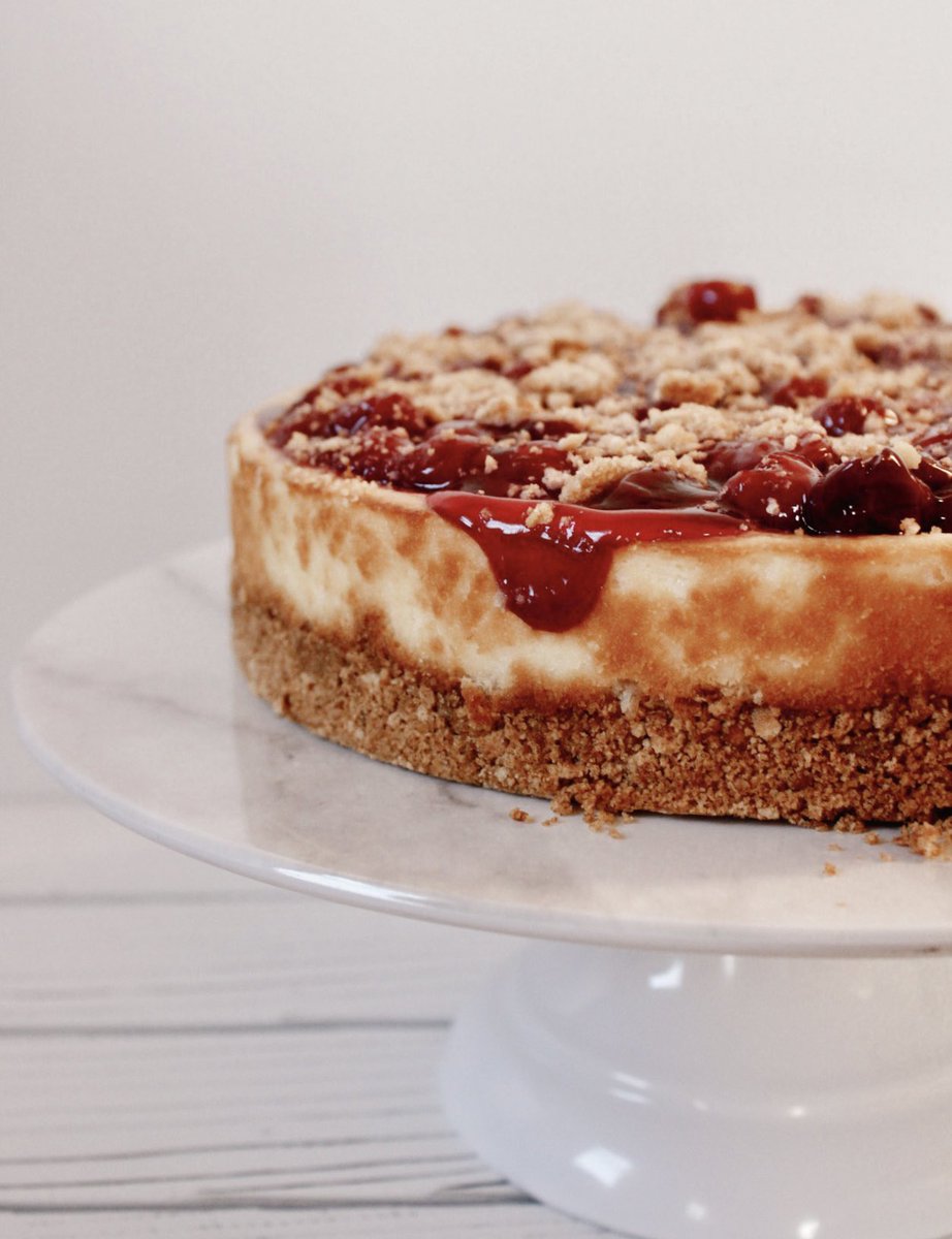 th__cheesecakes's tweet photo. The arrival of spring has us totally craving all of our fruit infused flavors like this Classic #CherryCheesecake 🍒

Order today, link in bio!
.
.
.
📷TH.C original photo
💚Join the Community #THCheesecakes
📆Open for orders 24/7 https://t.co/Dngn2g6dBa