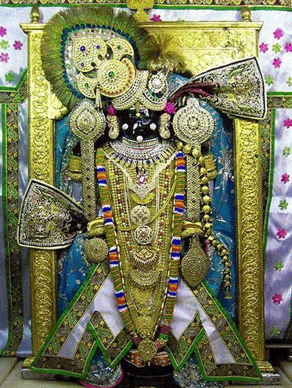 harshoza03's tweet photo. Jay Dwarikadhish

JagatMandir of Lord Krishna awarded  “World Amazing Places” by #WorldTalentOrg of New Jersey - USA.. 
बोल द्वारिकाधीश की.. जय। https://t.co/zlXVKzVDQp