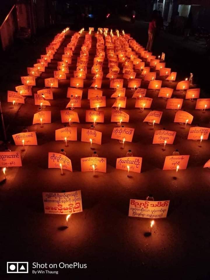 Anti-military regime spiritual strike with names of the fallen heros is done in Hsipaw, Northern Shan State.
STRENGTH OF UNITY 
#WhatsHappeningInMyanmar  #Mar22Coup