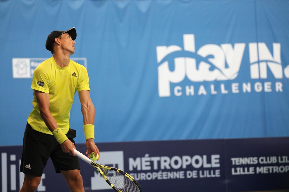 Jeu_Set_EtMatch's tweet photo. [#ATPChallenger] Antoine #Hoang (n°131) 🇨🇵 passe le 1er tour du #PlayinLille (France, Challenger 90, indoor) ! Tête de série n°4, il a éliminé Maxime #Hamou (n°374) 🇨🇵 en deux sets 6-1, 6-3. Next ➡️ Andrea #Arnaboldi (n°278) 🇮🇹 ou Manuel #Guinard (n°319) 🇨🇵.

(📸 : @PlayinLille) https://t.co/GRmlAJi3GK