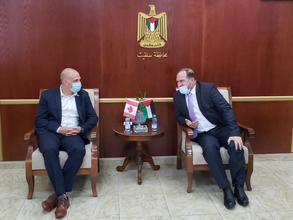 CanadaRepPA's tweet photo. BGen Boucher, Comd of Op PROTEUS 🇨🇦, and 🇵🇸 #Salfeet Governor Mr. Kamil, discussed upcoming elections and challenging security issues in the governorate in a very productive meeting. https://t.co/IyqZztFppt