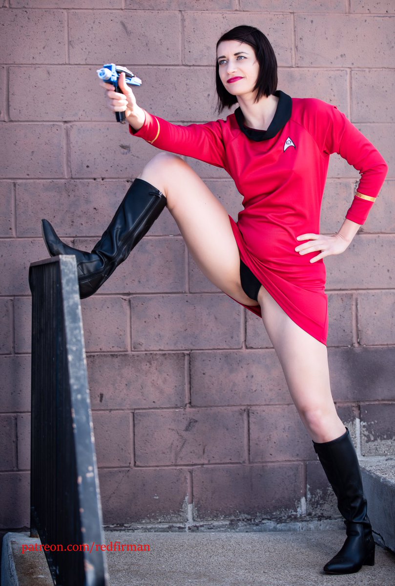 redfirmen42's tweet photo. Ensign upskirt heating up spring
#StarTrek #upskirt #redfirman https://t.co/2NAX1gorFp