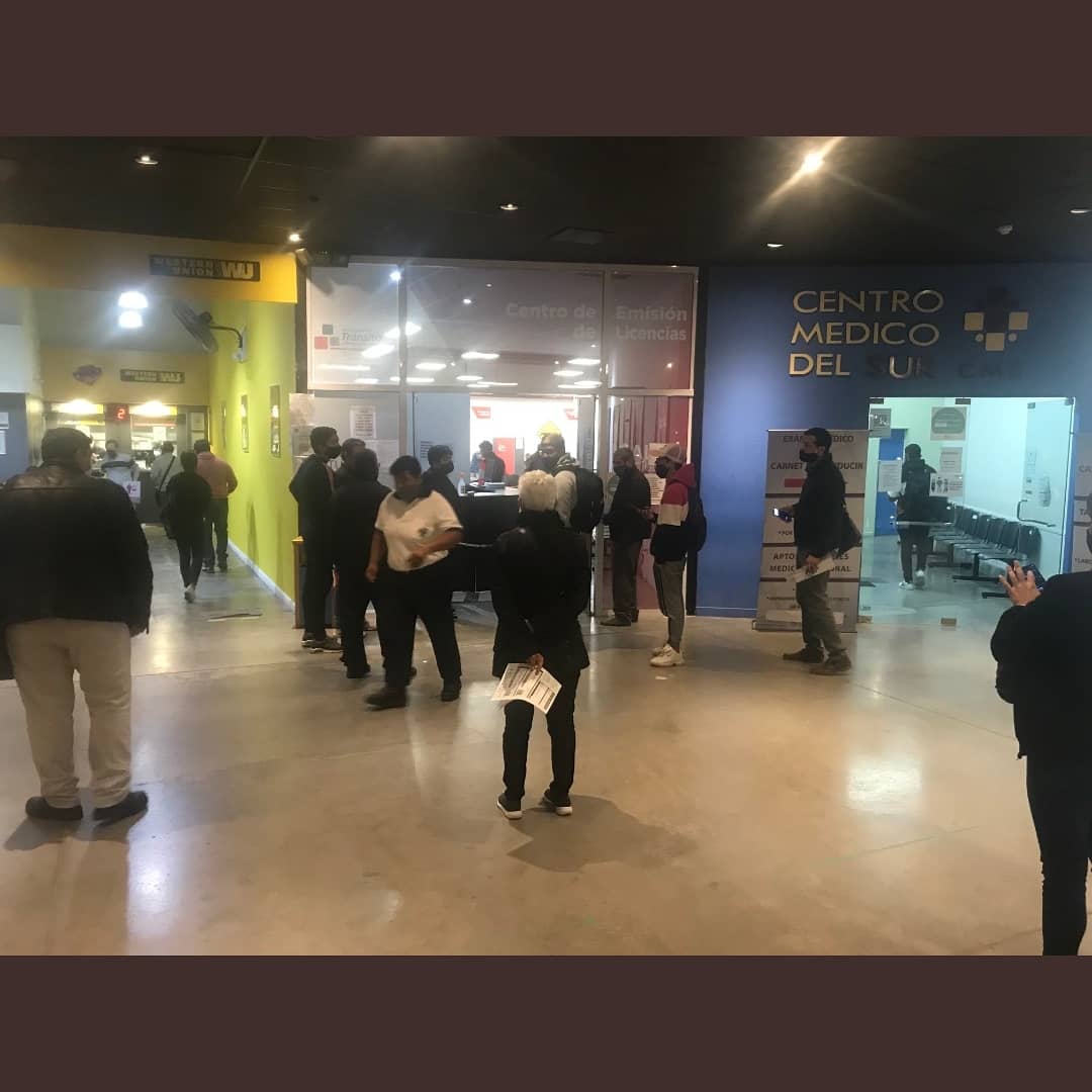 SaltaTaf's tweet photo. #Hoy el Dr. @turco_abdenur visitó las oficina del @SaltaTaf⁩ en el ⁦@hiperlibertad⁩. El presidente del TAF Manifesto "La descentralización es fundamental para un mejor servicio al vecino, 80 personas diariamente pasan por esa oficina".
 #JusticiaCercaDeLaGente https://t.co/qvtOYncSVt