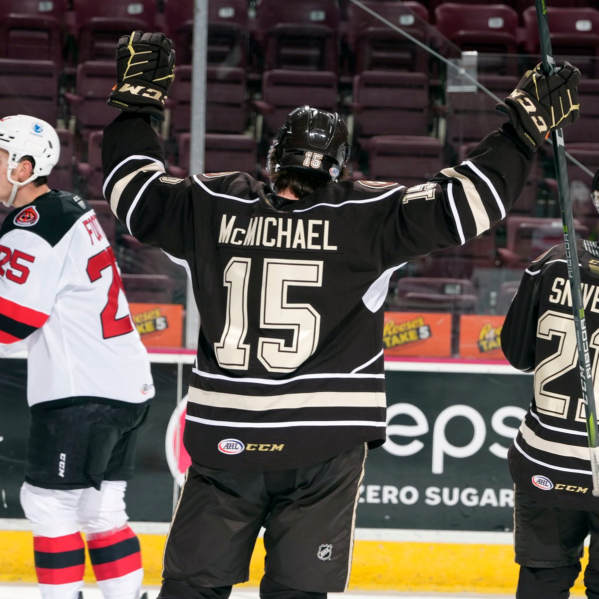 TheHersheyBears's tweet photo. We'd say the game plan worked out pretty well last night 😉 https://t.co/hqJMveza8z
