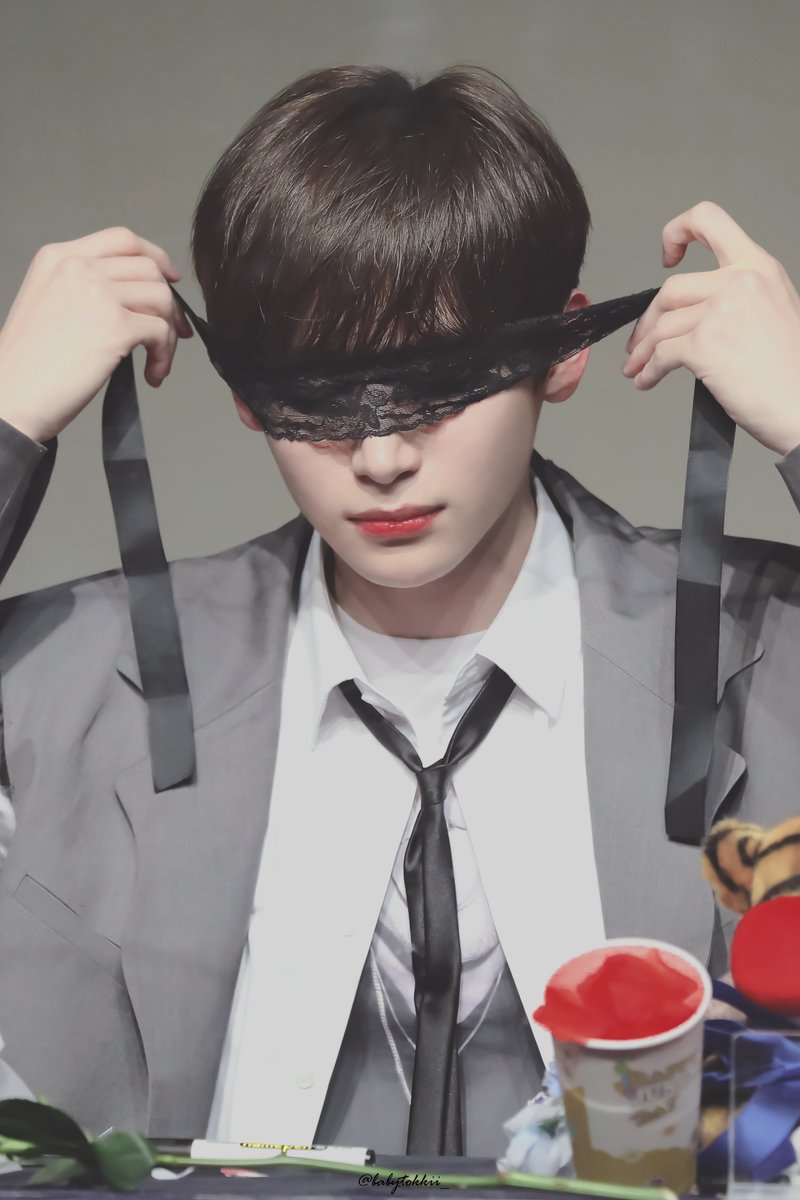 babytokkii_'s tweet photo. 210320 #크래비티 #정모

새벽이니까.. 올려도 되겠죠..?🤭 https://t.co/WkYMMSJLTU