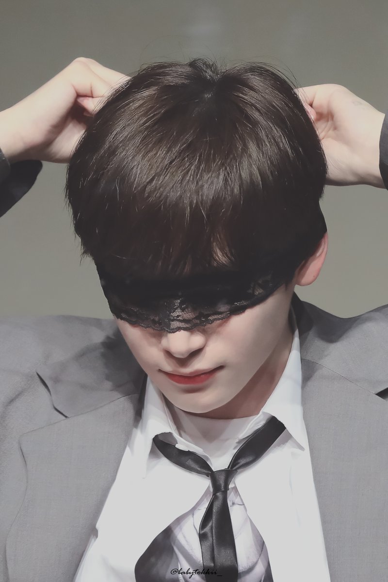 babytokkii_'s tweet photo. 210320 #크래비티 #정모

새벽이니까.. 올려도 되겠죠..?🤭 https://t.co/WkYMMSJLTU