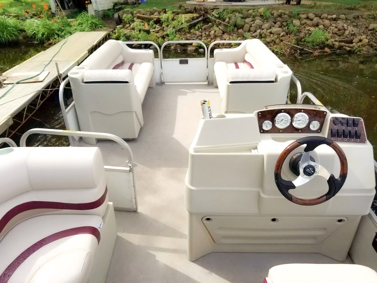PontoonStuff.com tweet media