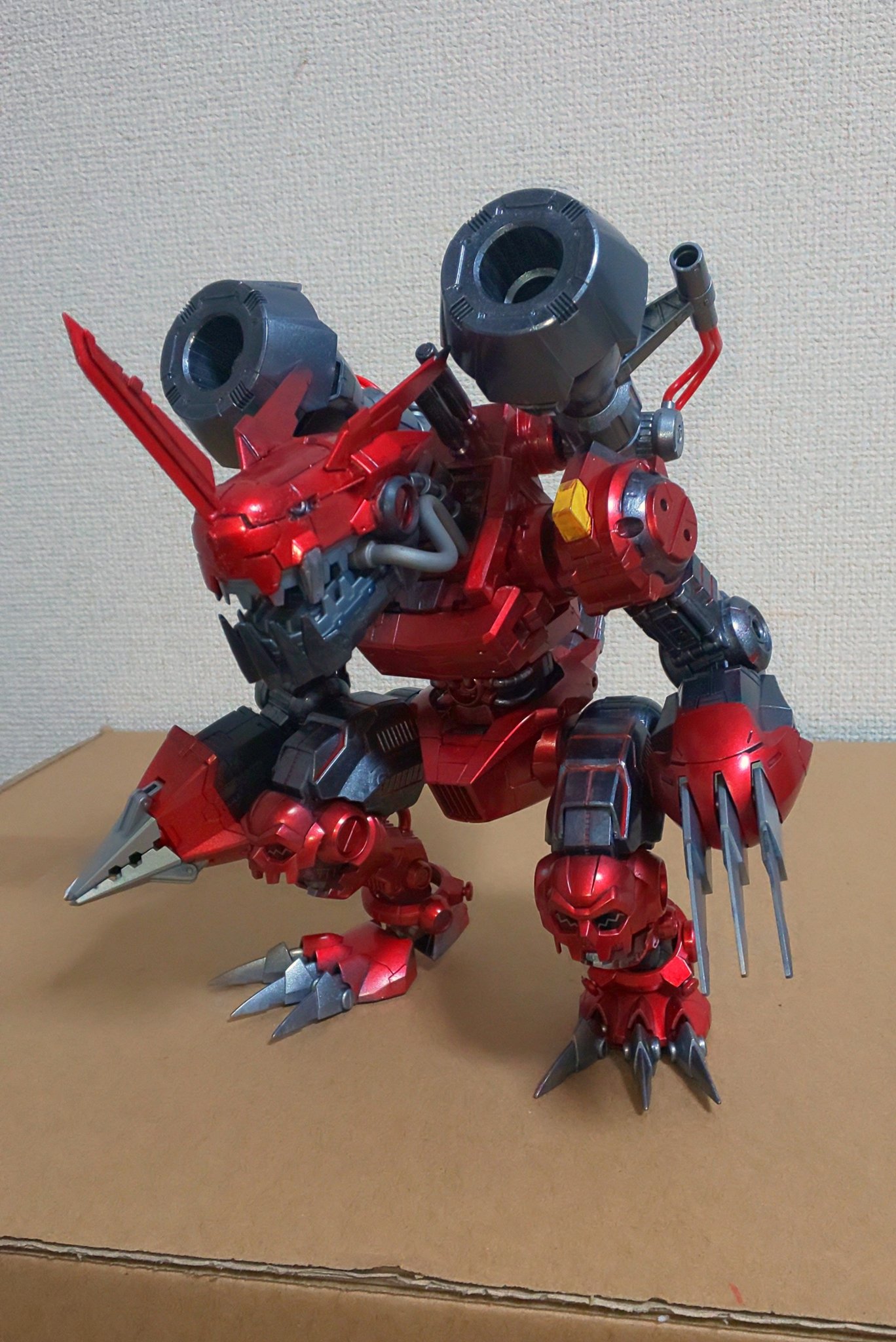 ムゲンドラモン　フィギュア　おまけ付き PS『デジモンワールド』発売から24年。最強のマシーン型デジモン