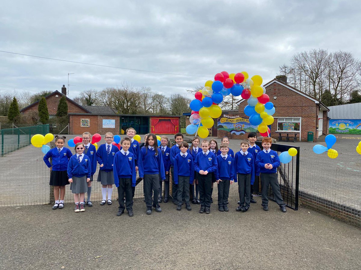StraidhavernPS's tweet image. Nothing says “Welcome Back” like balloons and ice cream!! @CSSC_NI @Education_NI @peterweirmla @ETI_news @BBCNewsNI @coolfm