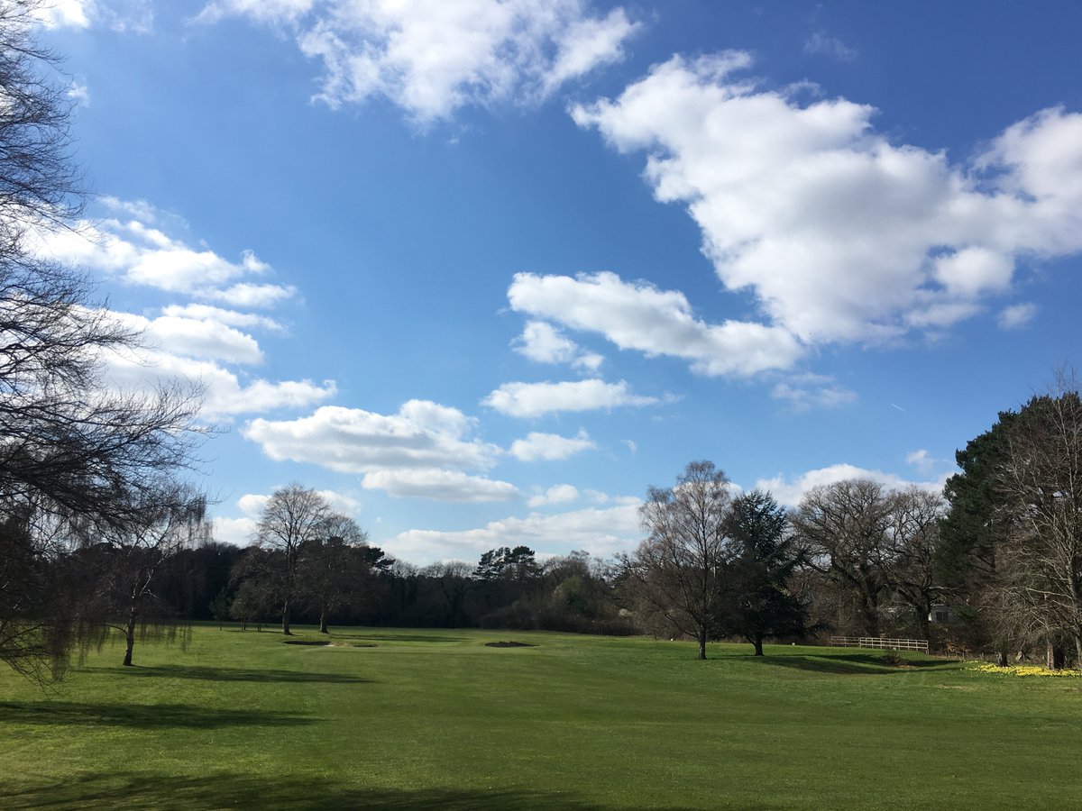 farnhamgc's tweet photo. We can't wait to welcome our members back. Seven days and counting. #BackToGolf @EnglandGolf @farnhamherald #Golf #FarnhamSands https://t.co/rneKTf01Pp