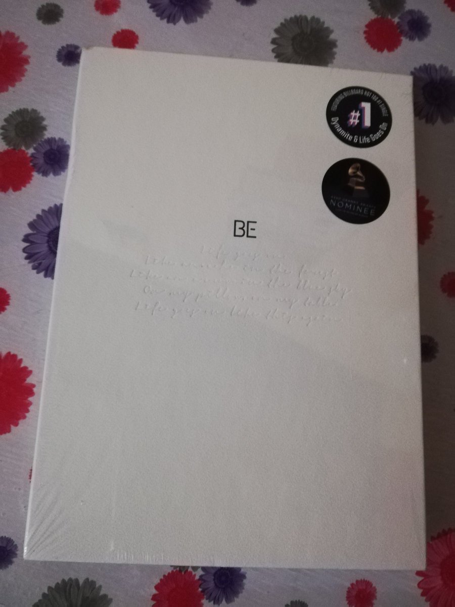 namuamutamu's tweet photo. YA LLEGO!! CHICXS OFICIALMENTE MI PRIMER ÁLBUM (NO PIRATEADO) COMPRADO POR MÍ!!! 😭😭😭😭😭💜💜💜💜💜💜
No quería decir nada hasta tenerlo en mis manitos, estoy muy feliz de por fin poder darme un regalo y lo mejor poder ayudar a los chicos ☺️💕
#be_essential #BTS_BE @BTS_twt https://t.co/YrARxpLRAd