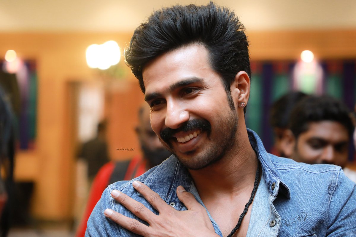 karthikakphoto's tweet photo. Few more candid clicks of the Striking 
@TheVishnuVishal at #VVpressmeet today 
.
shot by @karthikakphoto

#VishnuVishal #mohandas #FIR #INN2 https://t.co/5gapYWKmNY