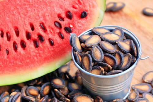 Eat your watermelon 🍉 with the seeds
Eat your watermelon 🍉 with the seeds

Watermelon seeds are one of the most nutrient-dense varieties of seeds. They are a rich in proteins, vitamins, magnesium, zinc and potassium. 

Don't throw away the seeds!

RT for awareness