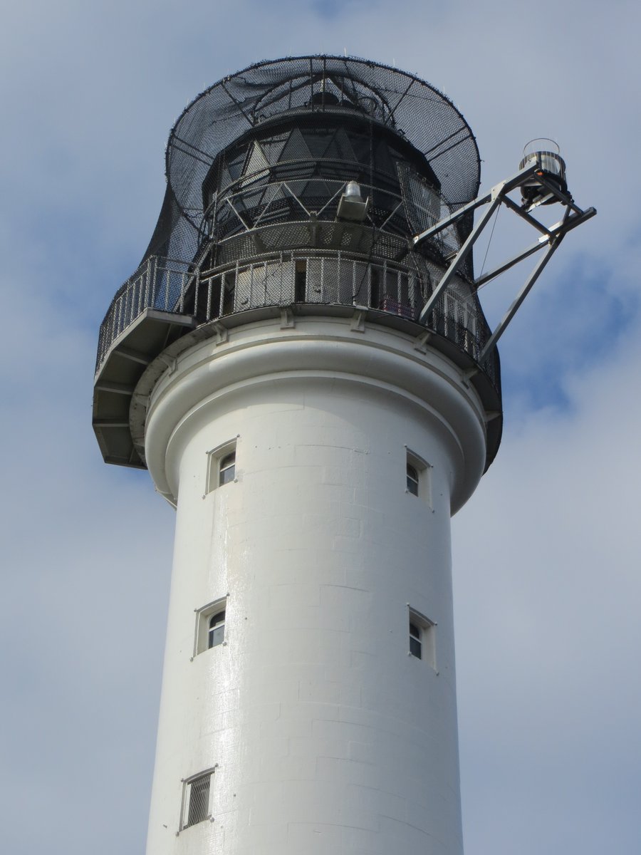 Mearns_Primary's tweet image. P4 would like to say a big thank you to the engineer that talked to them about his work in oil and gas and renewables. They loved learning about how engineering can take you around the world. #mpsstem