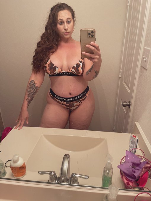 My #birthday is in 2 days!!! #Mondayvibes #Monday #MondayMorning #blessed #happy # https://t.co/VRju<a href="/tag/birthday"class="tags">#birthday</a><a href="/tag/mondayvibes"class="tags">#Mondayvibes</a><a href="/tag/monday"class="tags">#Monday</a><a href="/tag/blessed"class="tags"><span>#blessed</span></a><a href="/tag/happy"class="tags"><span>#happy</span></a><a href="/tag/mondaymorning"class="tags"><span>#mondaymorning</span></a>