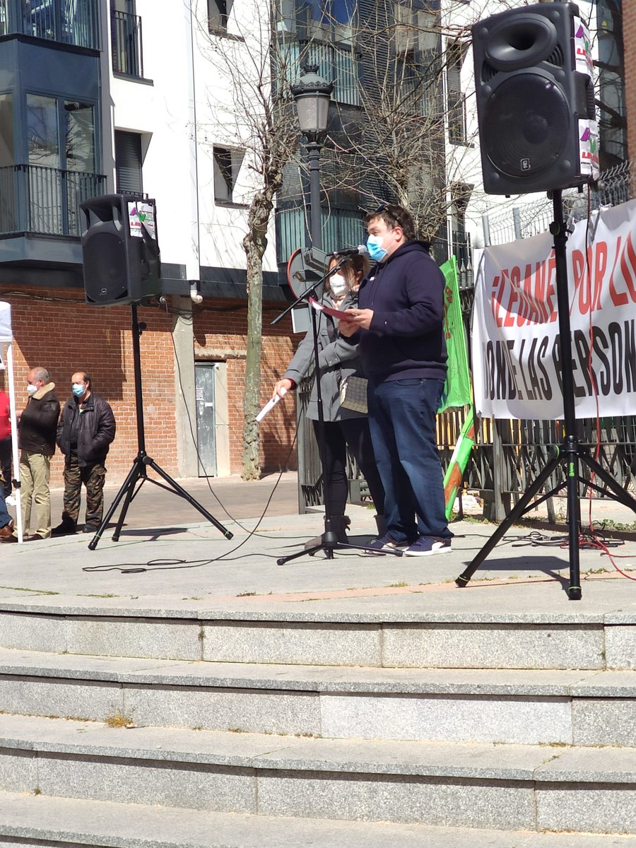 Empezando las primeras intervenciones y aprendiendo de todas y cada una de las asociaciones se Leganés. Magníficas intervenciones de todas ellas!!