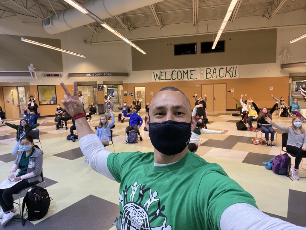 mrgloveredu's tweet photo. 1st day of school... for the 1st time in March... for the 1st time this year... welcoming sixth graders for the 1st time at Twn Falls!! Filling hearts 💯 - Let’s goooooo! 🔥🔥🔥
@svsdsupt 

#SVSDProud  #TFMSProud https://t.co/JsN5JVuFpX