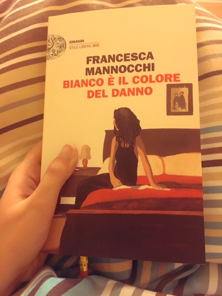 ale_alfa9's tweet photo. Tra i libri che mi sarebbe piaciuto  vedere tra i semifinalisti del #PremioStrega2021 c’è “Bianco è il colore del danno” di @mannocchia (insomma, che delusione, ecco) https://t.co/J4QAMdKoyk