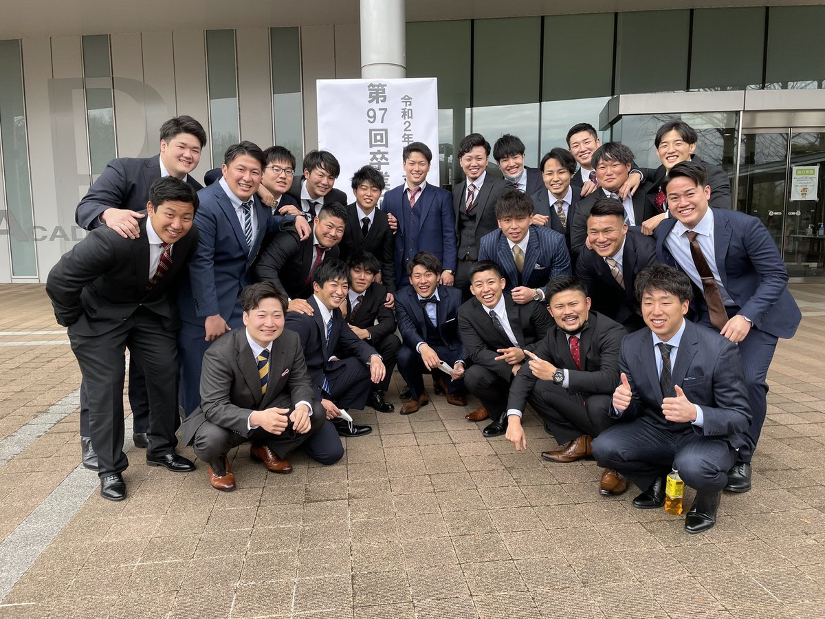 IorismF's tweet photo. 無事卒業しました https://t.co/3UEXkGHHXZ
