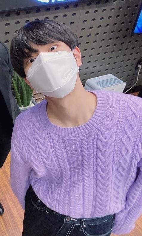 yourdogloves's tweet photo. 김승민바보 https://t.co/K1PsmaiYnV